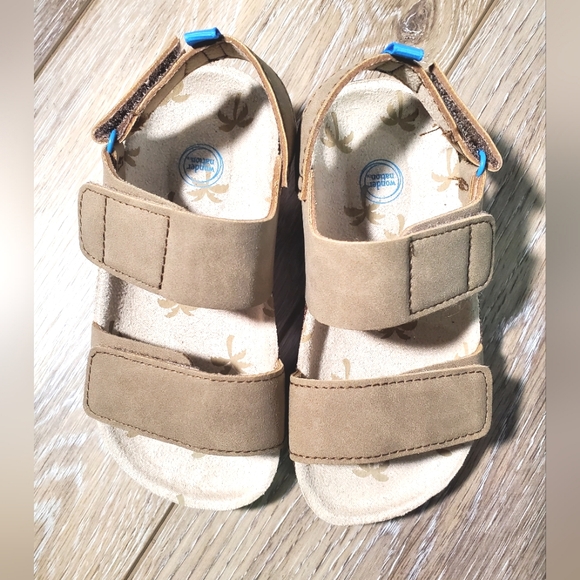 Wonder Nation toddler boys double strap faux leather tan sandal Size 9 - Picture 3 of 11